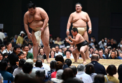 大相撲ファンら５０００人で熱気　７年ぶり十勝帯広場所 8