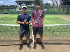 一般男子は小笠、４５歳以上男子は山下Ｖ　全十勝選手権単テニス大会