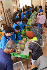大盛況だった農大の野菜即売会