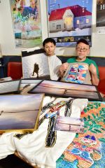 鹿追アートロード商店会で二つのアート展