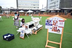 北海学園生が藤丸パークで食の交流イベント　子どもらでにぎわう 2