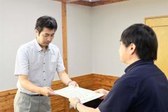 まくべつ夏フェスタ実行委が萬和建設に感謝状　幕別 2