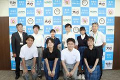和歌山県串本町に派遣される大樹高校・大樹航空宇宙ボランティアサークルの生徒ら（船水よう子通信員撮影）