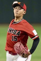ＪＲ東日本戦で東芝の先発として力投する笹森公輔（白樺学園高出身）