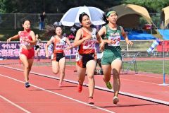 女子８００メートル決勝