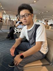 研修を振り返る小野教諭