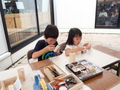 ミニ家造りや木工、地元木材に親しむ　振興局が「とかもくフェア」初開催 2