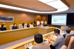 十勝ブランド向上プランを発表する学生たち