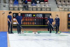 決勝で勝利した帯広協会。左から松田俊哉、大野福公、金高陶子、松田和香羽（（Ｃ）ＪＣＡ）