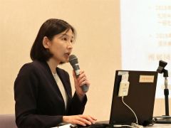 カスハラ対策について紹介する淺野弁護士