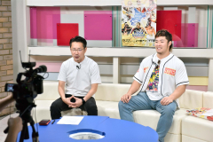 プロレスの魅力やイベントの意気込みを話す上村選手