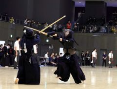 帯南商・名寄合同女子が８強　上野出場の道栄準Ｖ　大平原狗鷲旗全道高校剣道