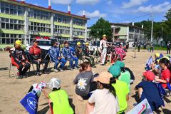 帯広若葉小学校で交通安全ラリー教室（金野和彦撮影）