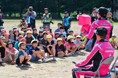 帯広若葉小学校で交通安全ラリー教室（金野和彦撮影）