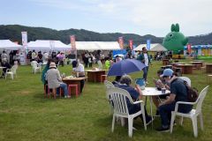 グルメ、ステージ、体験イベント　本別きらめきタウンフェスにぎわう