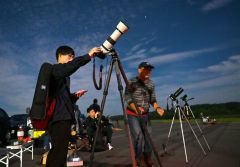 十勝でも皆既月食　大樹では星景写真家・北山輝泰さん迎え観測撮影イベント 8