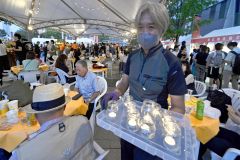 マルシェ来場最多１２万３０００人　会場外波及は限定的、出店者採算厳しく