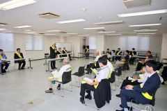 死亡事故ストップへ総決起、街頭啓発 市と関係団体 2