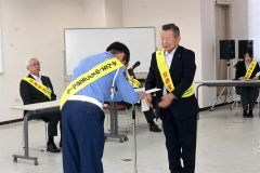 死亡事故ストップへ総決起、街頭啓発 市と関係団体 3