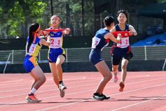 女子中継点