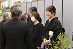 不屈の政治家、早世悼む　元衆員議員石川さん葬儀 写真6