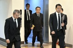 不屈の政治家、早世悼む　元衆員議員石川さん葬儀 写真2