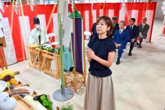 藤丸解体安全祈願祭（１６日、金野和彦撮影）