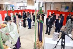 藤丸解体安全祈願祭（１６日、金野和彦撮影）