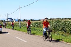 池田で秋のサイクリング１６人が参加　池田高校の及川さん企画 4
