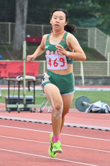 女子４００メートル第３組