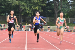 女子１００メートル第１２組