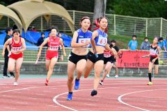 女子４００メートルリレー２組