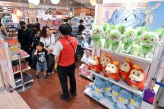 帯広駅エスタにポケモングッズ出張所オープン(金野和彦撮影)
