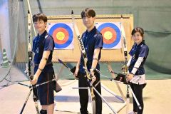 二宮（共栄中）南部（帯大空学園）酒井（帯南町中）高橋（帯柏小）全日本小中学生アーチェリーに挑む