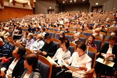 ２６５人が参加した大樹町の敬老会