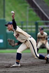 【Ａブロック１回戦・帯農―帯緑陽】２回を投げ被安打０の無失点で抑えた帯農の澁谷龍平