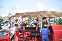 ＡＩを活用した選別機が付いたハーベスター
