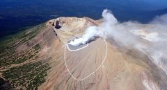 雌阿寒岳、１２～１６日に「噴火」　札幌管区気象台　２００８年１１月以来の小規模噴火