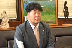 梶原氏