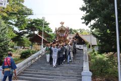 光寿苑で神輿渡御　池田神社本祭 3