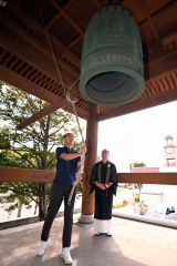地域住民と共に「平和の鐘」　本願寺帯広別院　非戦への誓い新たに