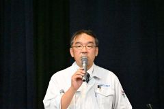 浦幌町立博物館の現状について報告する持田学芸員