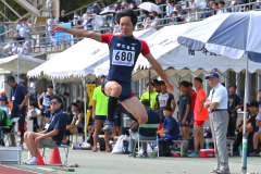 男子三段跳び予選