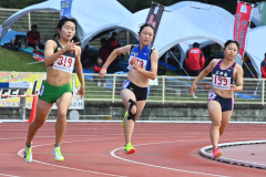 女子200メートル予選