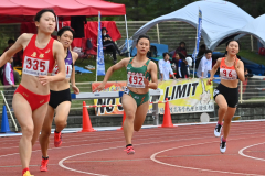 女子200メートル予選
