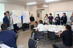 池田町の強みについて発表する参加者