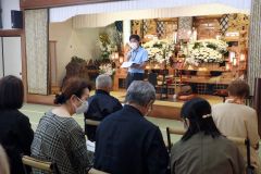 お寺で開かれた認知症に理解を深める講座