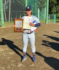 最優秀選手賞に選ばれたＳＷＡＴＴの伊藤蓮
