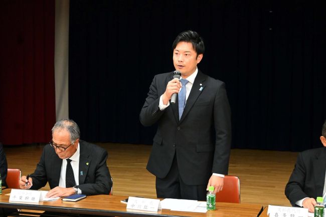 【写真】中川氏後援会ほぼ全町村で設立へ着手　自民党総務会
