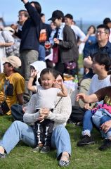 十勝ワインと牛肉で、心は十勝晴れ　池田の祭り 3